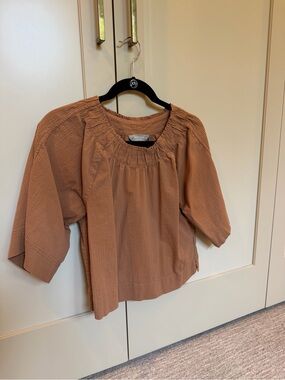 Everlane slightly cropped blouse
